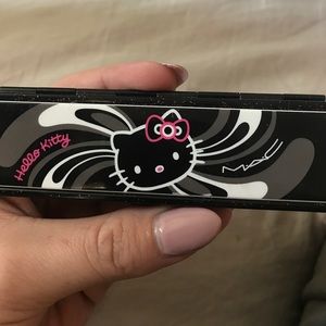 MAC Cosmetics Hello Kitty eyeshadow quad