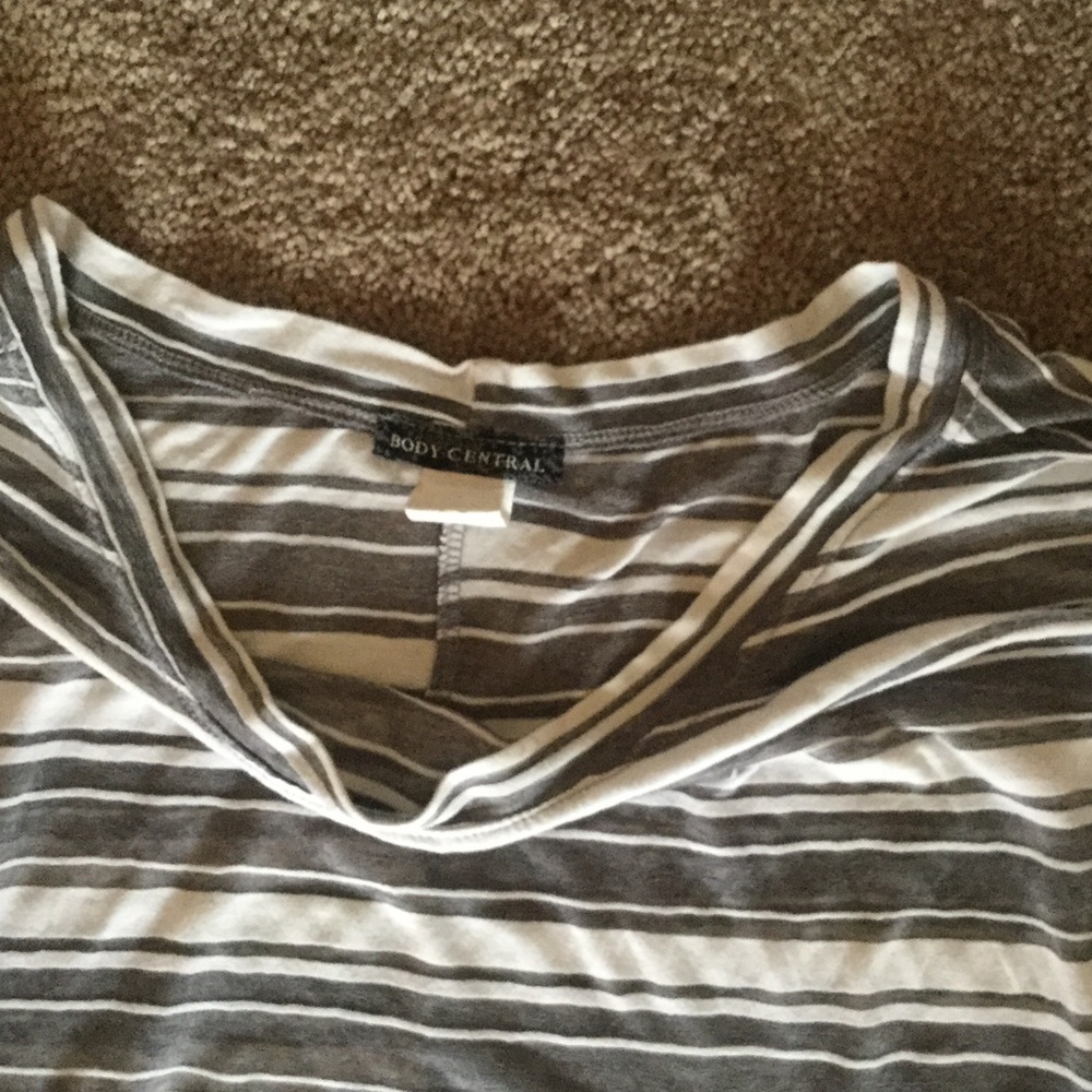 Crop Top - Picture 2 of 3