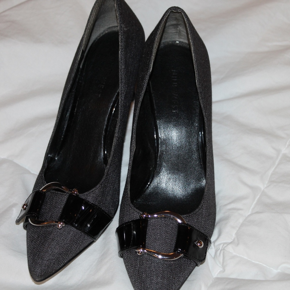 Nine West Kitten Heel Buckle Pump