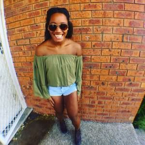 Meet your Posher, Natalie