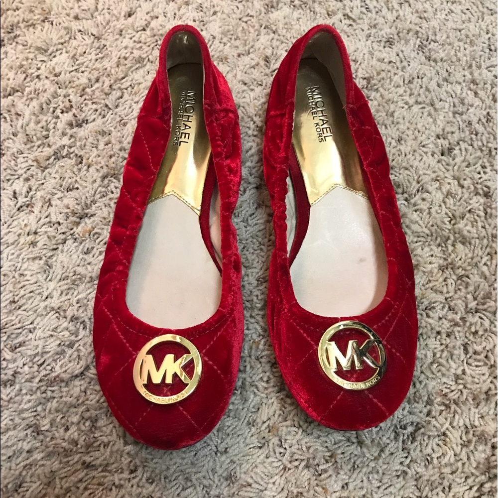 Red slippers