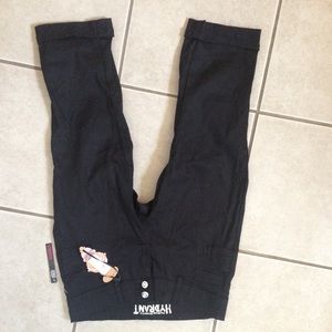Girls black capris