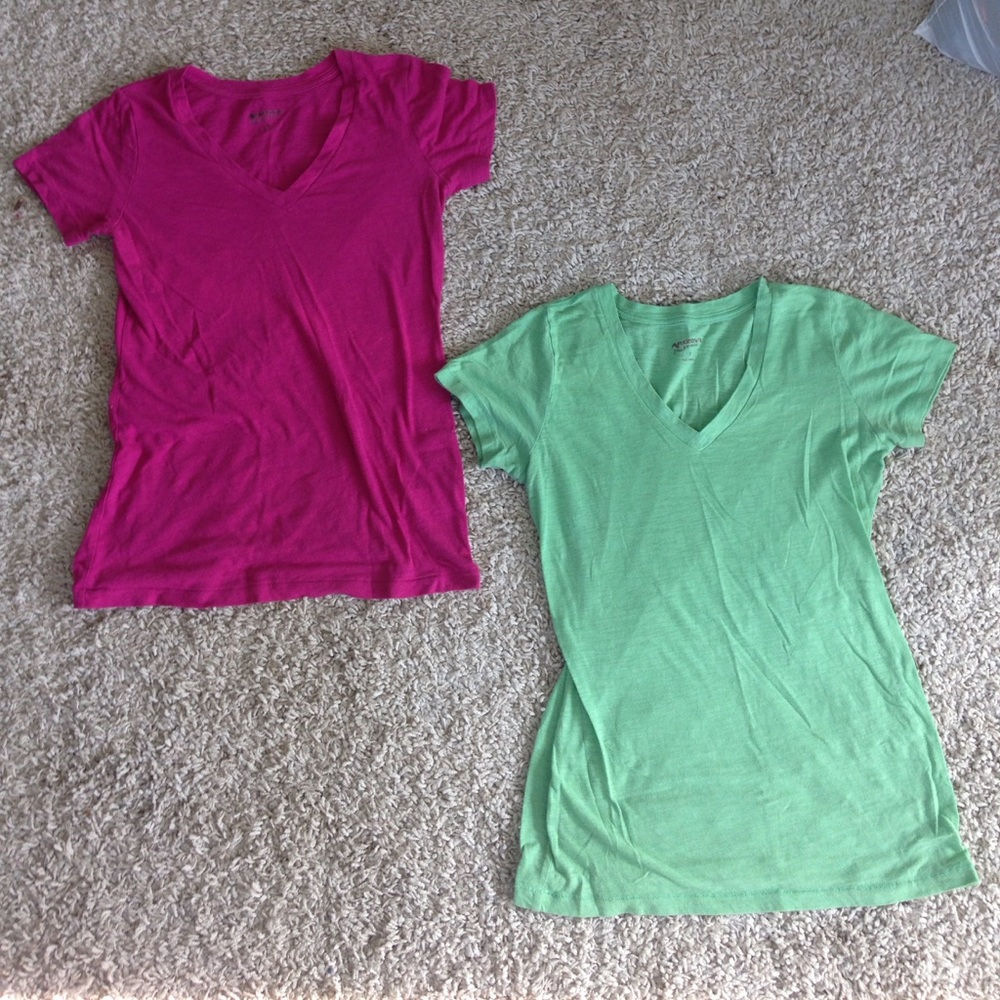 Arizona Jeans M V-neck T-shirt bundle!