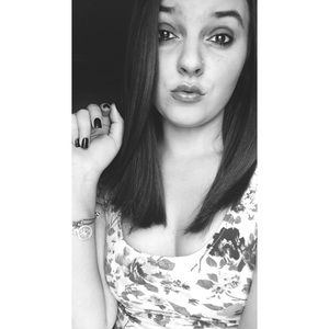 Meet your Posher, Marisa