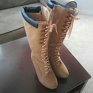 6" heel suede boots