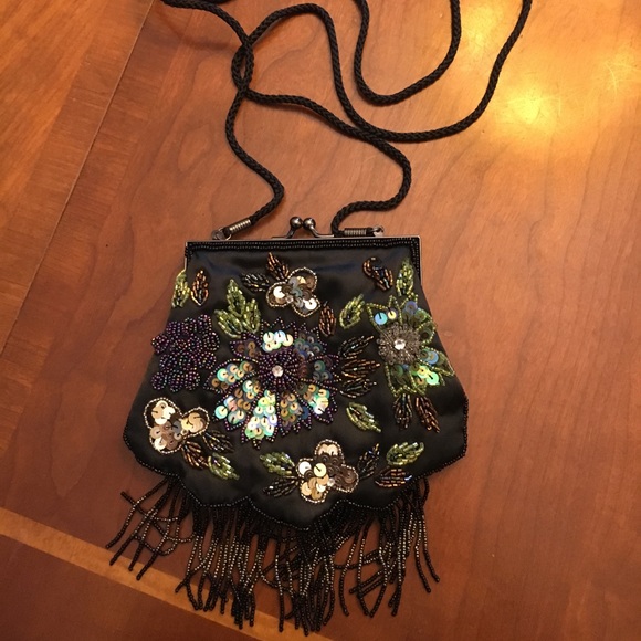 Cute Beaded Purse - Picture 2 of 4