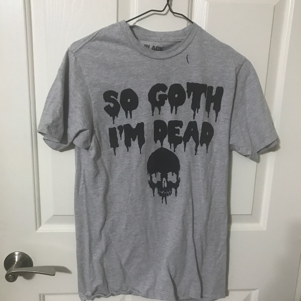 Hot Topic Graphic Tee