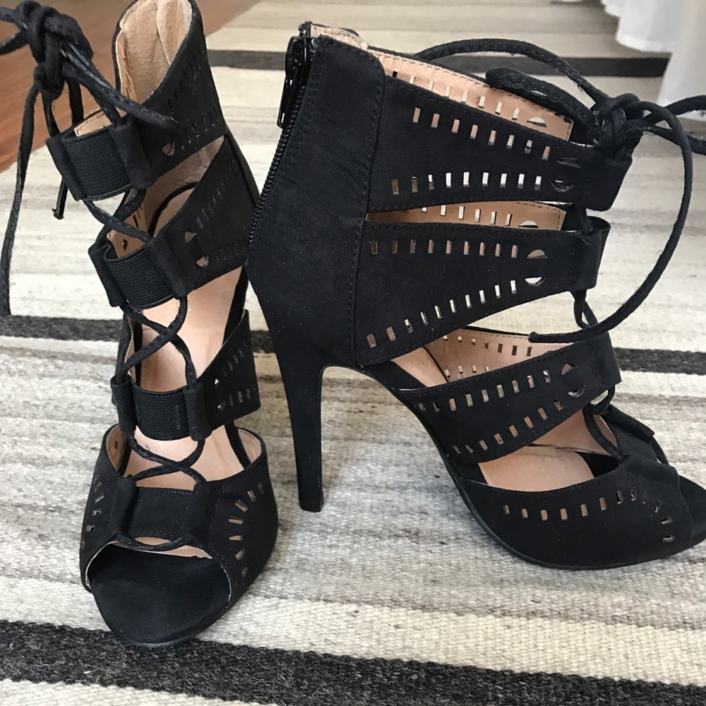 CUT OUT/CAGE LACE UP HEELS