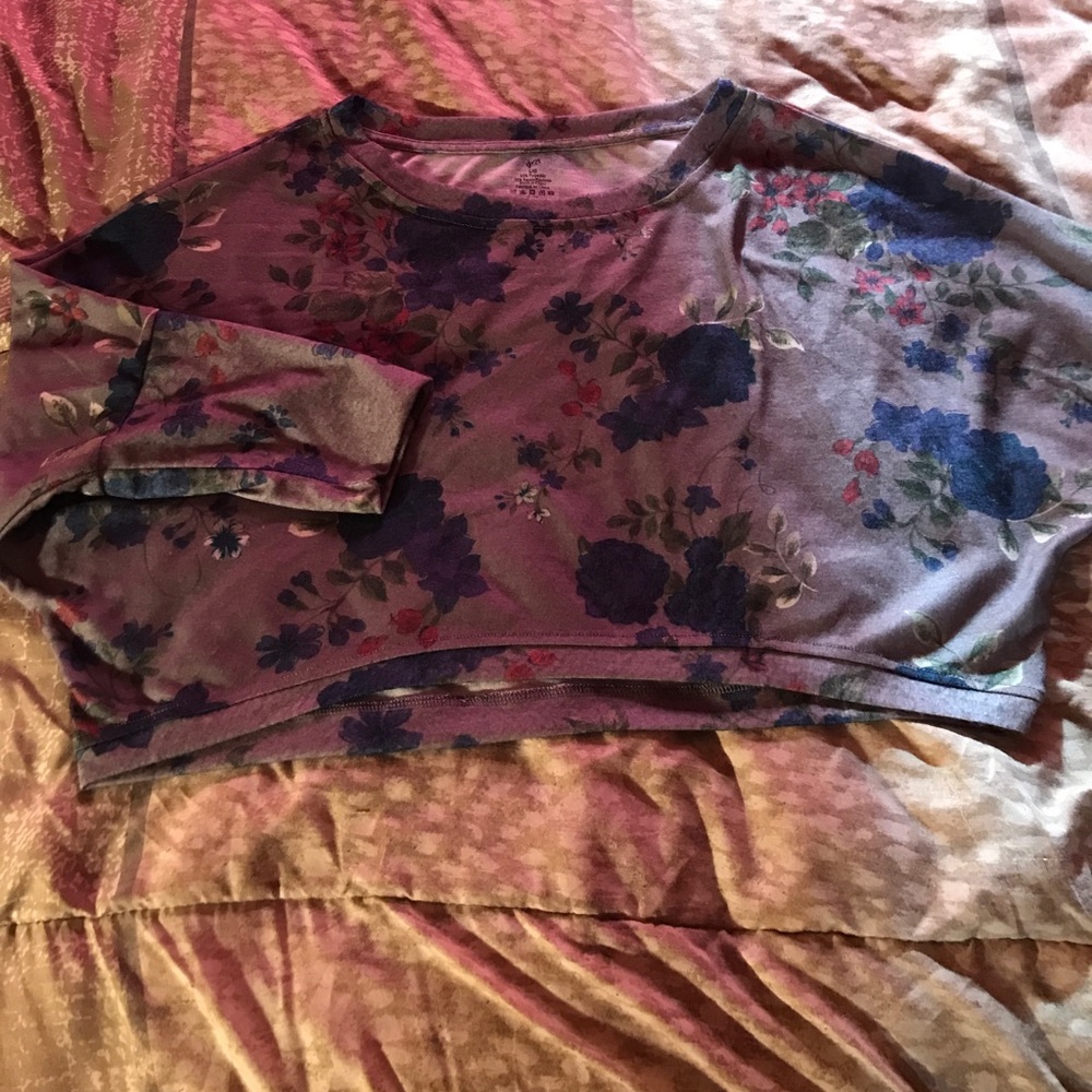 Sweatshirt - Picture 1 of 1