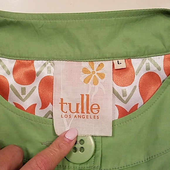 Stylish Green Tulle Jacket - Picture 8 of 8