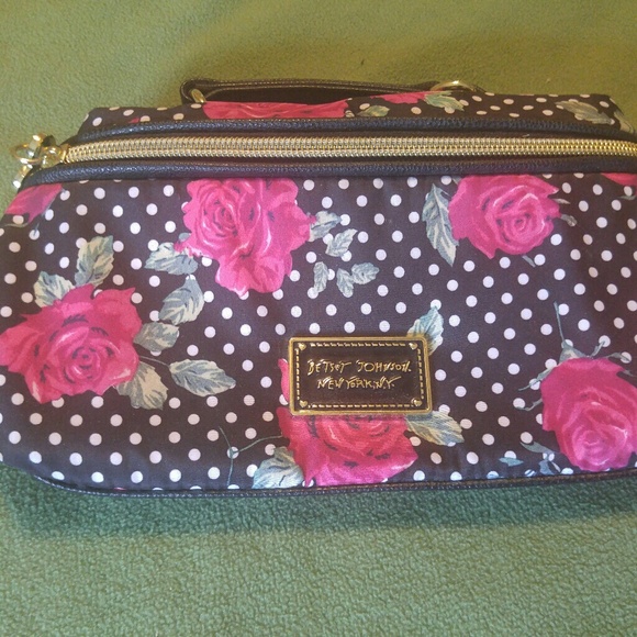 Handbags - Betsey Johnson make up bag
