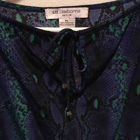 Awesome Silky elastic waist Peplum Top - Picture 2 of 6