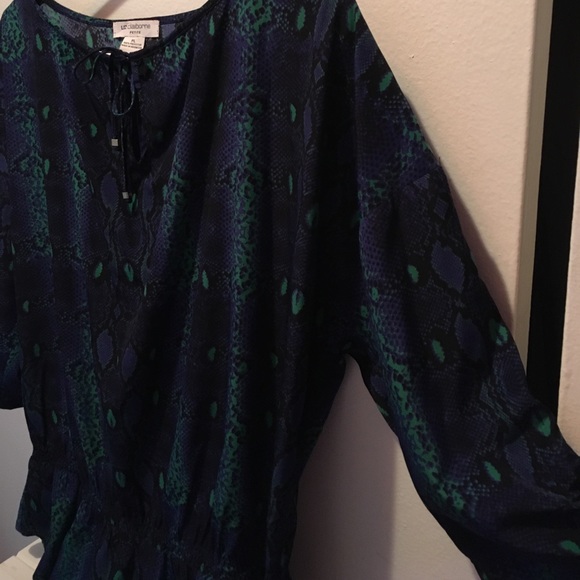 Awesome Silky elastic waist Peplum Top - Picture 5 of 6