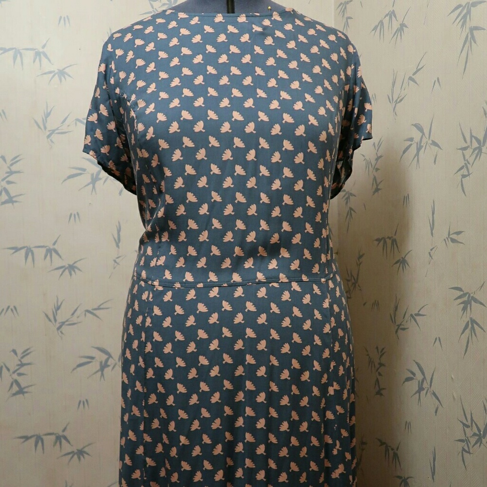 Victoria dress in jade fans by boden