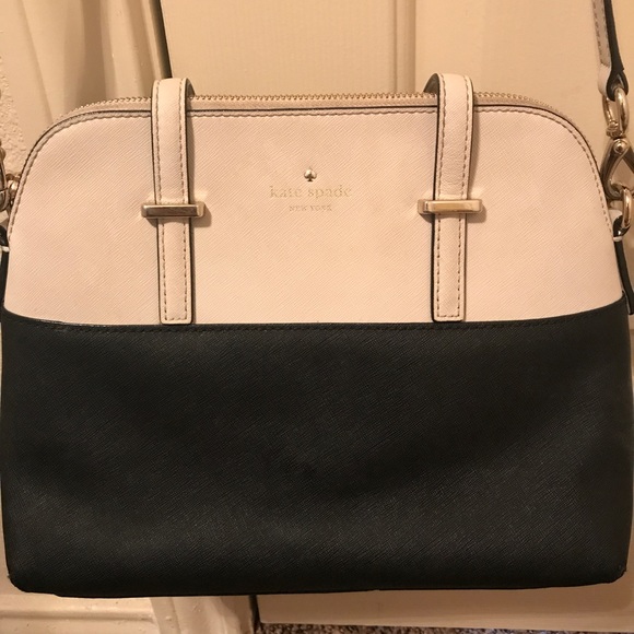 Kate Spade Purse - Picture 4 of 5