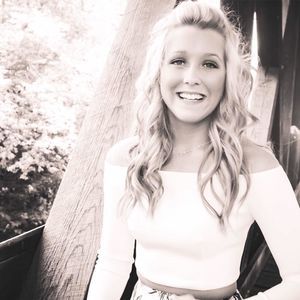 Meet your Posher, Brittany