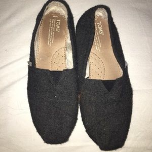 Womens size nine wool Toms never been worn