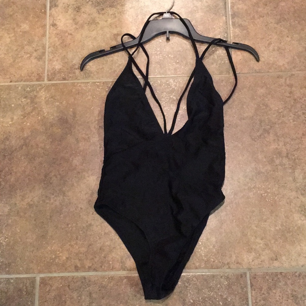 One piece swim suit