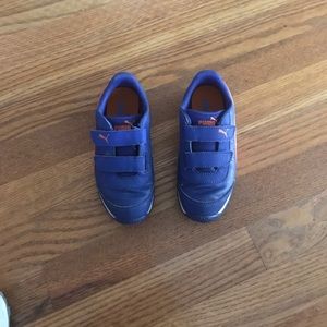 Little boys Puma shoes-- light up!