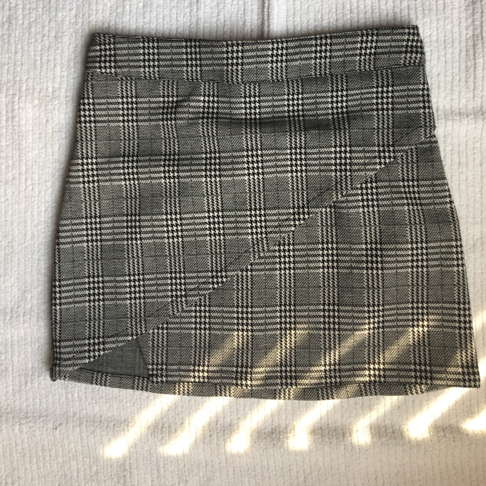 Brandy Melville skirt xs