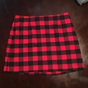 Old Navy buffalo check skirt