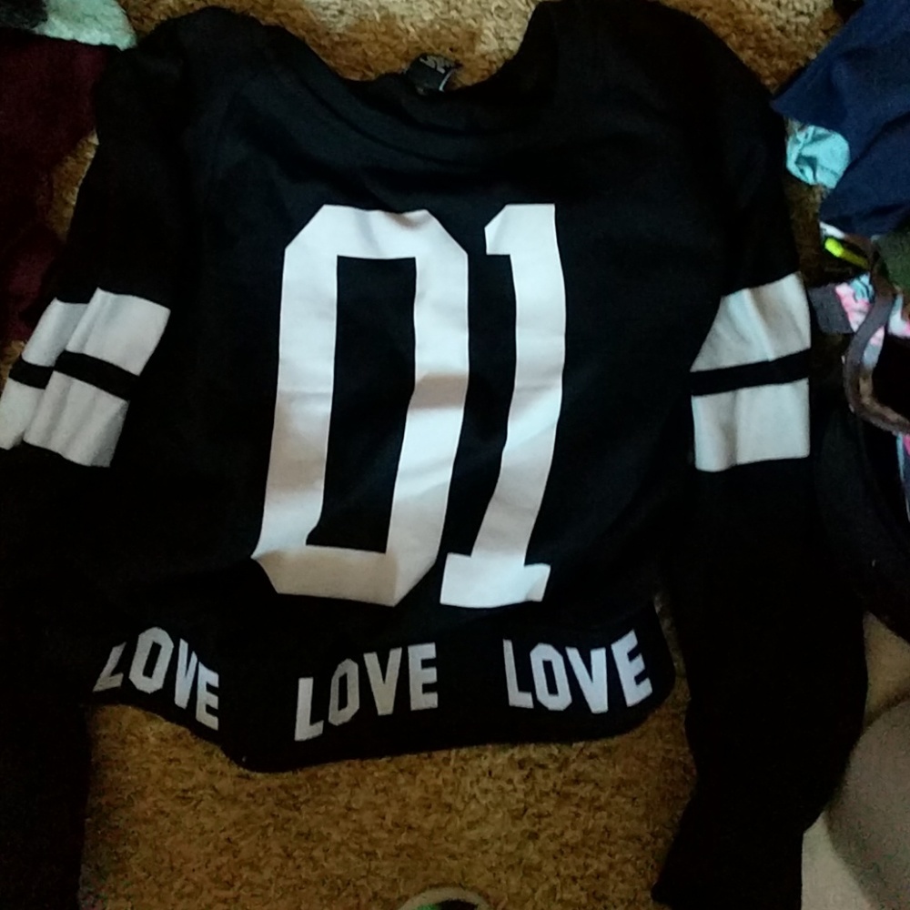 Cute love 01 sweatshirt :)