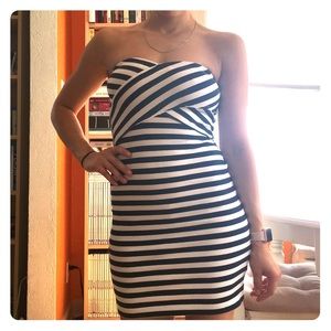🐬Mini strapless dress🐬