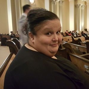 Meet your Posher, Juanita