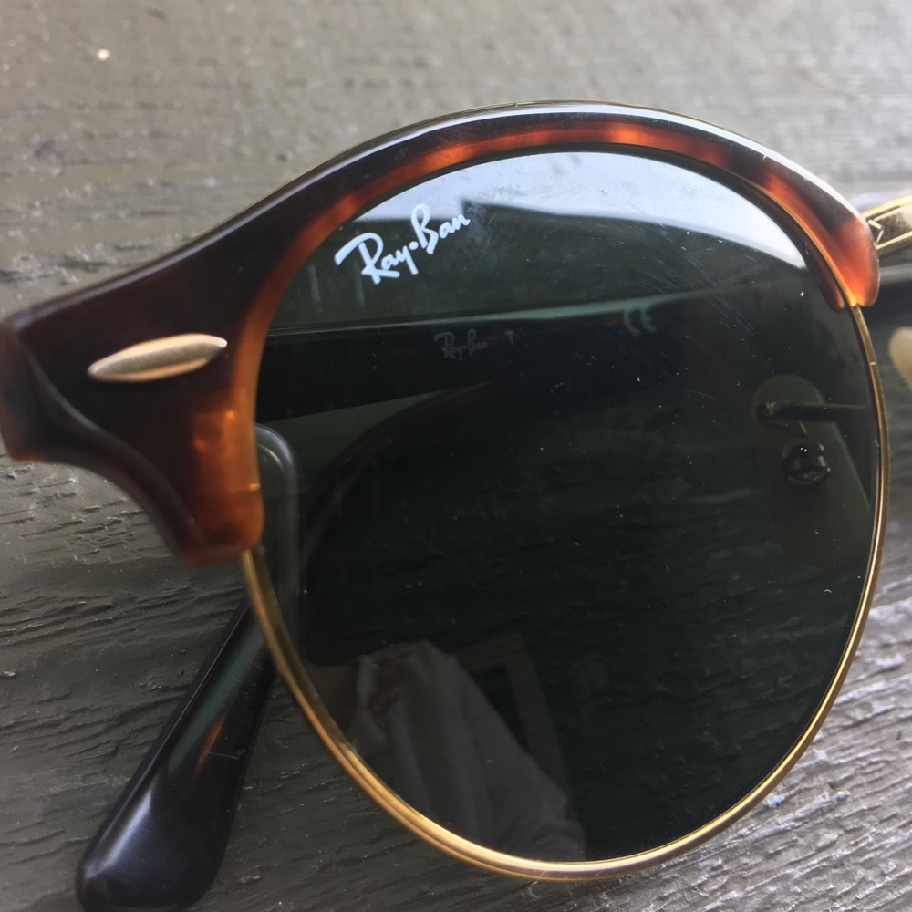 Ray-Bans - Picture 2 of 3