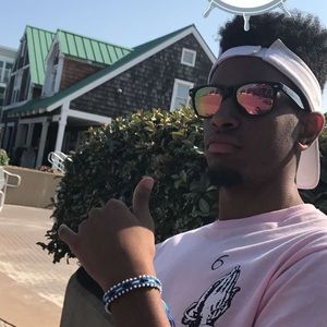 Meet your Posher, Mikey