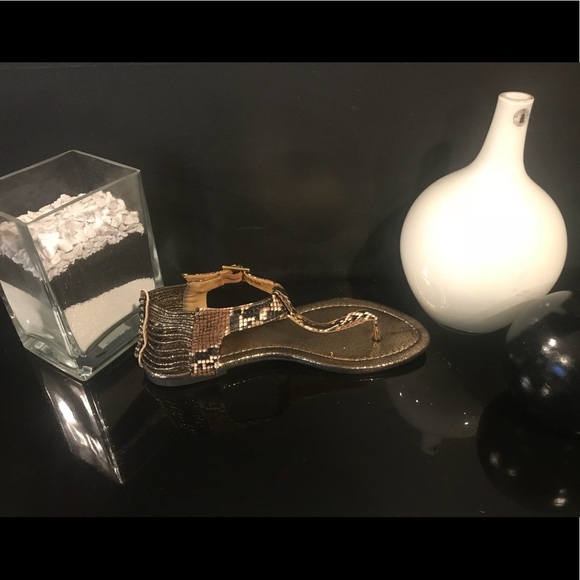 Sandals - Picture 3 of 6