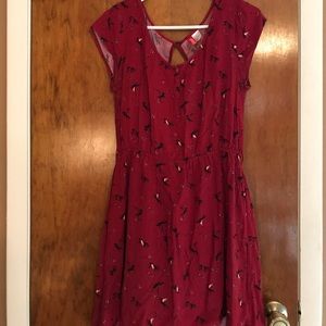 Cap sleeve dress,Open buttoned back,Pegasus print