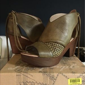 Free People Revolver Clog