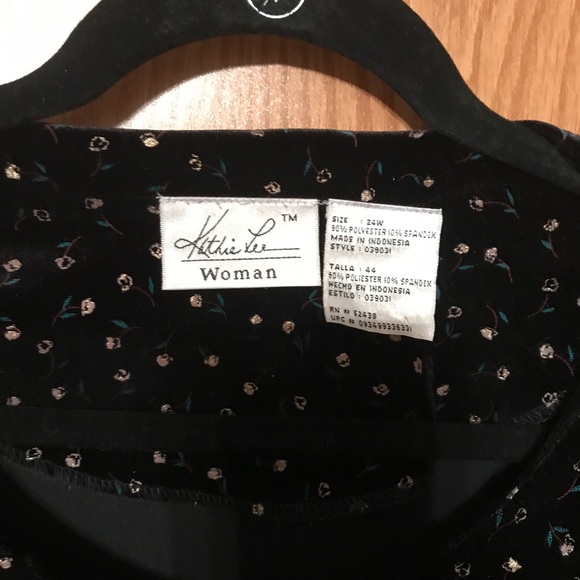 Kathi Lee ladies Longsleeve top size 24 - Picture 2 of 7