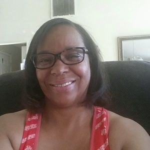 Meet your Posher, Tina