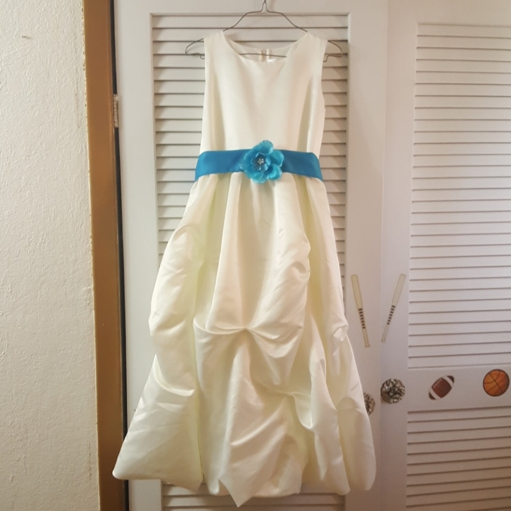 Flower girl dress