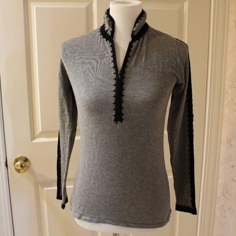 Stylish Zip up Light Sweater