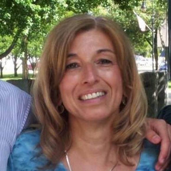 Meet your Posher, Christina - Picture 1 of 1