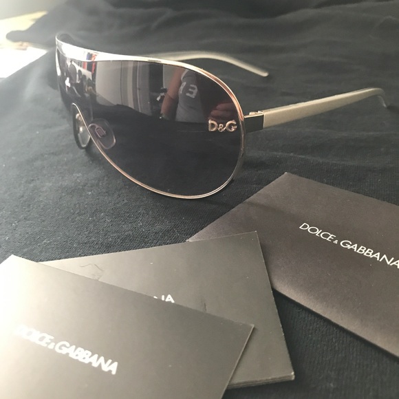 Dolce and Gabbana sunglasses main image 4
