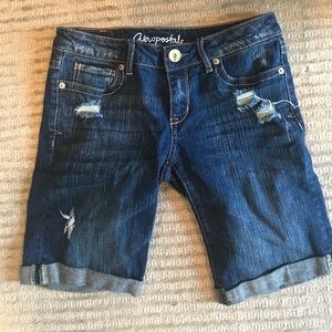 Aeropostale Distressed Denim Bermuda Shorts Size 2