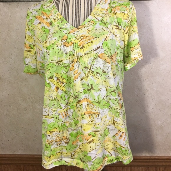 Alfred Dunner Tops - Alfred Dunner tee🐶