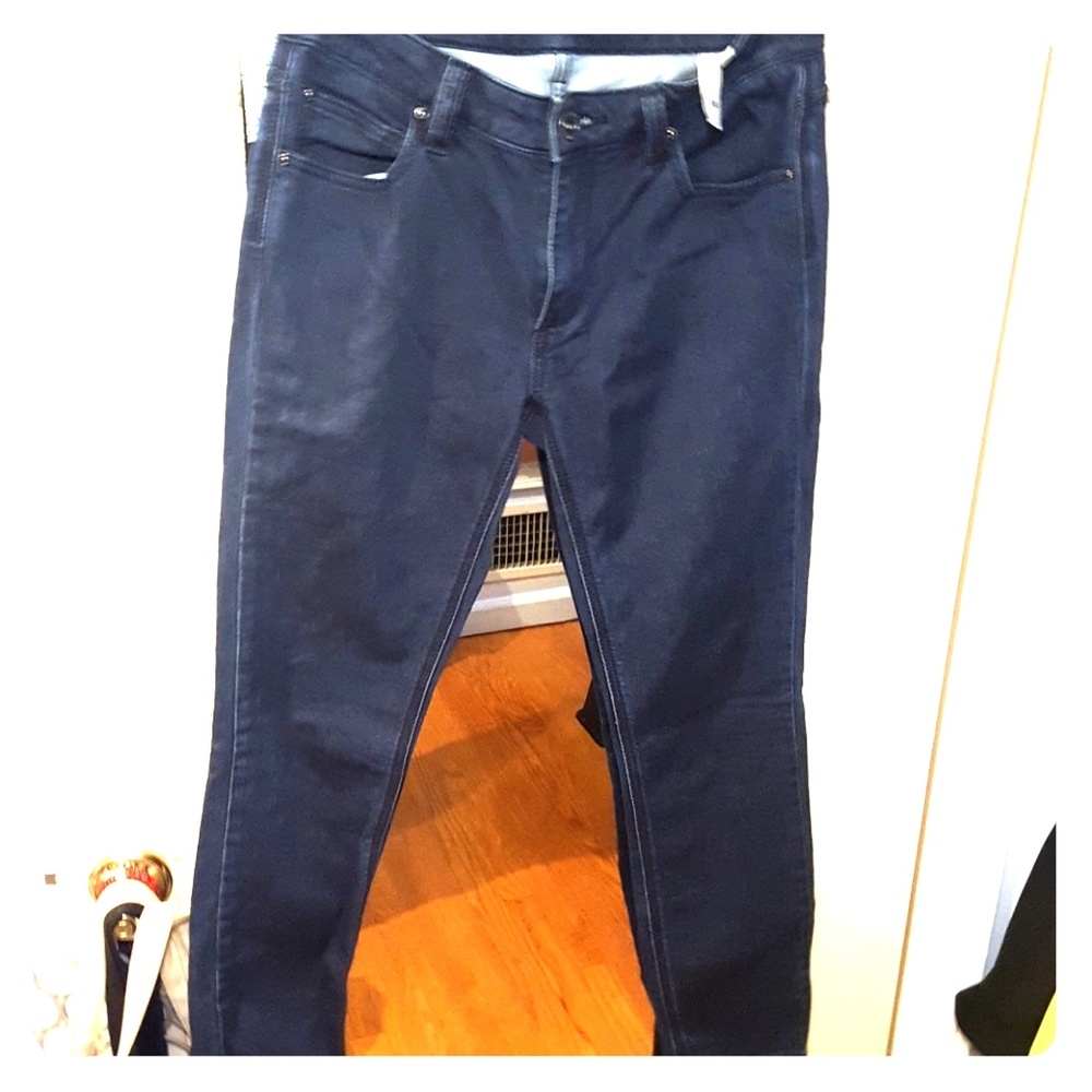 BCBG Max Axria Jeans size 27