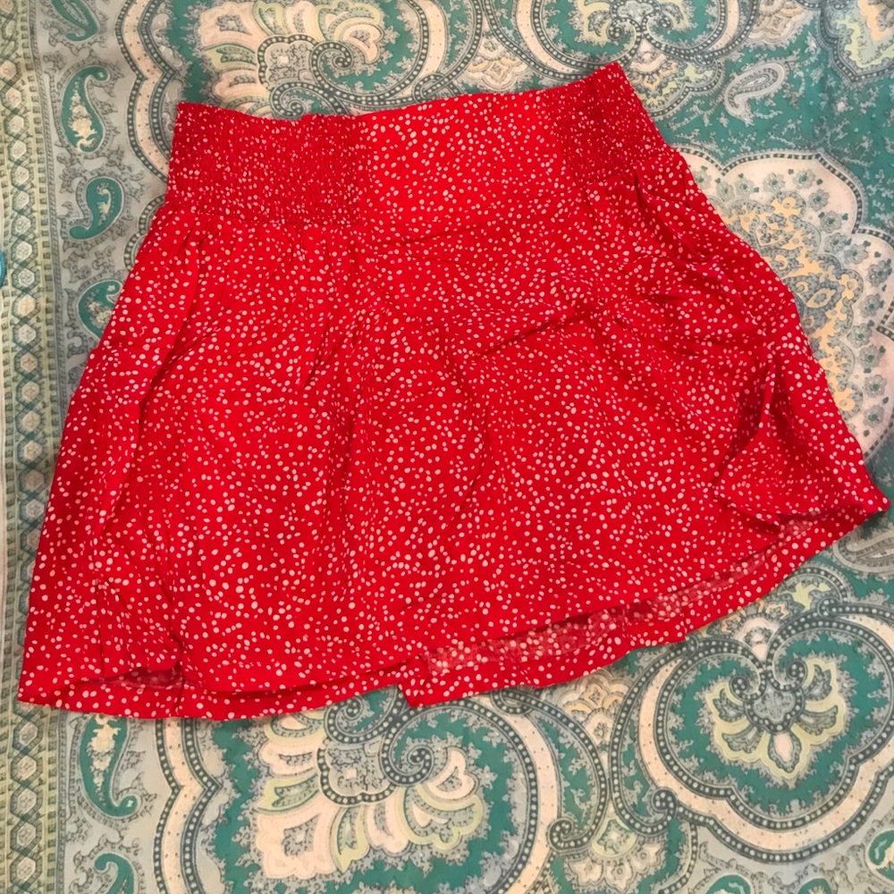 Gap red and white polka dot skirt size medium