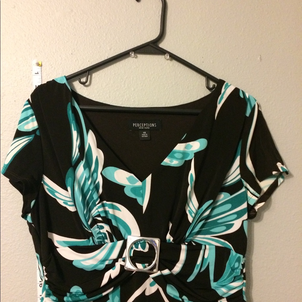Dress - Picture 2 of 2