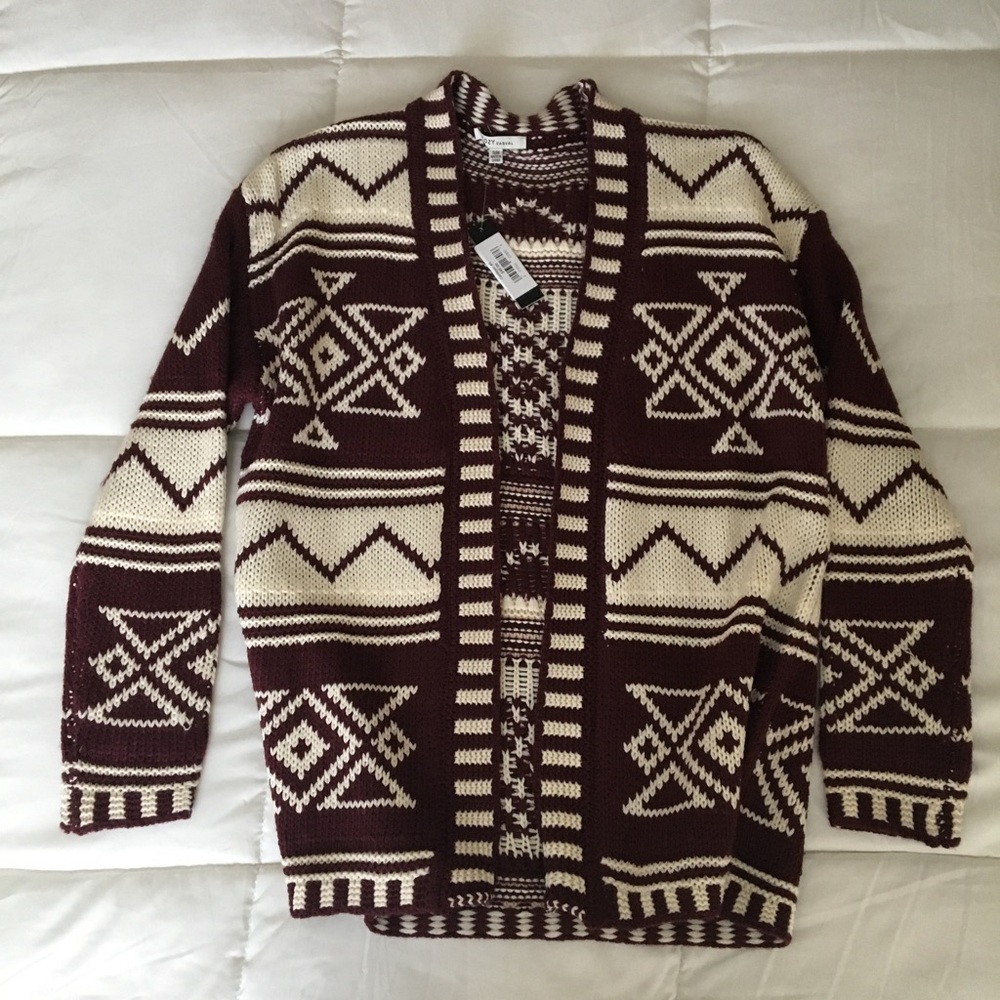 Cozy S&S Casual - Maroon and Cream Knit Sweater
