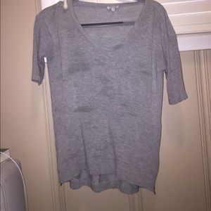 Top w zippers on both sides