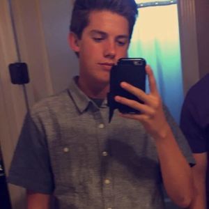 Meet your Posher, Cade