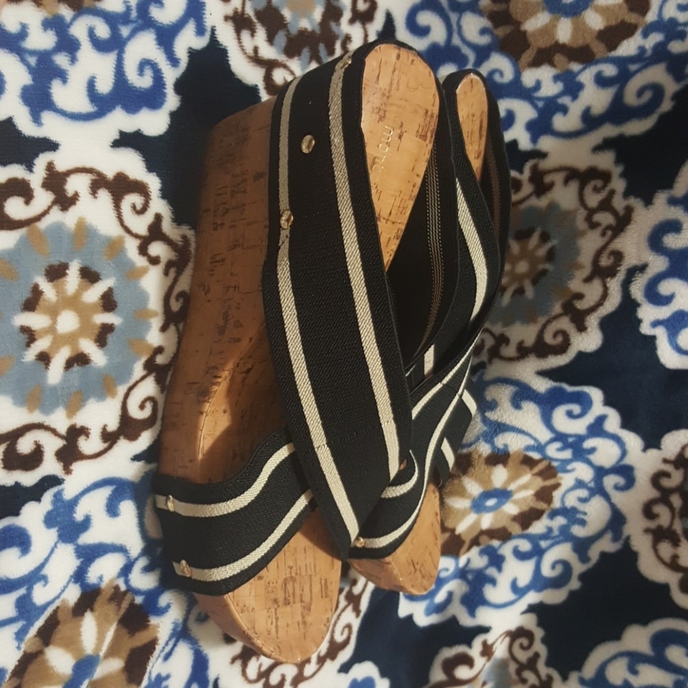 Wedges - Picture 2 of 3