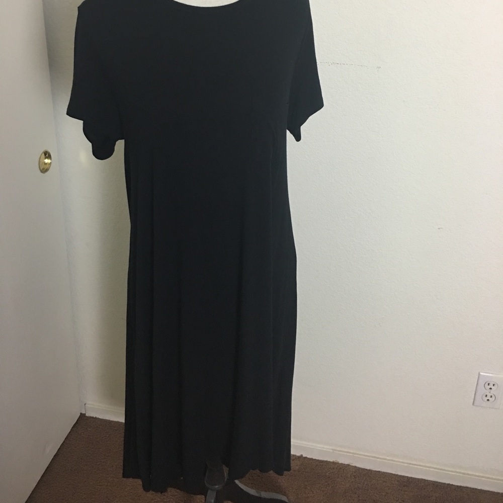 EUC LuLaRoe Carly Medium BLACK