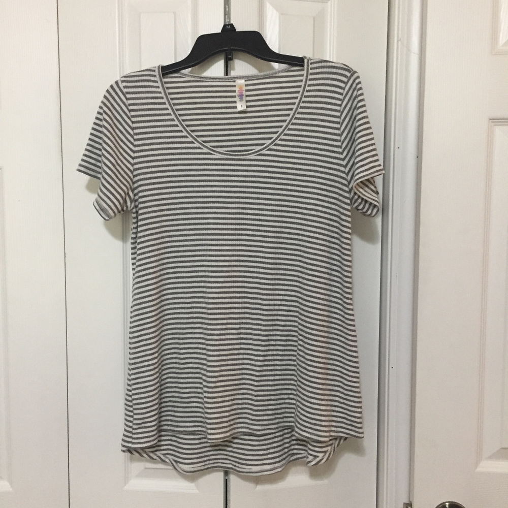 Lularoe Classic Tee - Ribbed Stripes